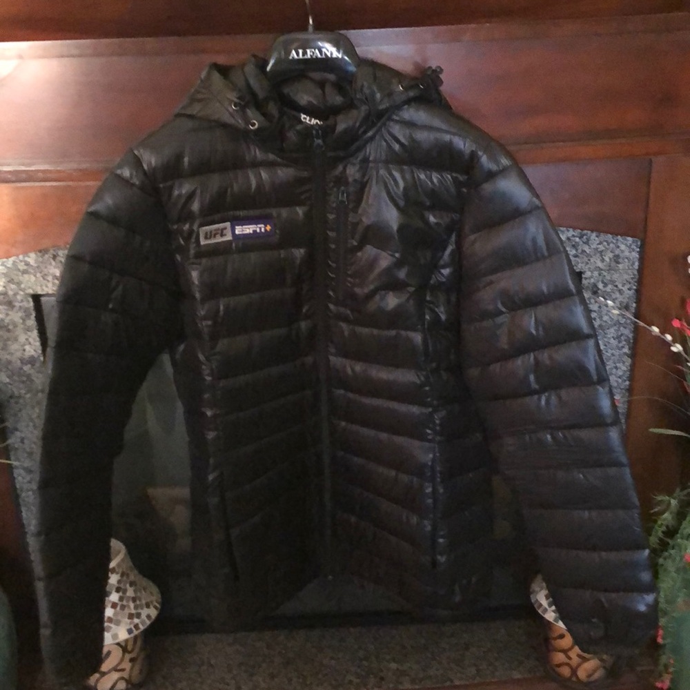 UFC ESPN Men’s black puffy jacket